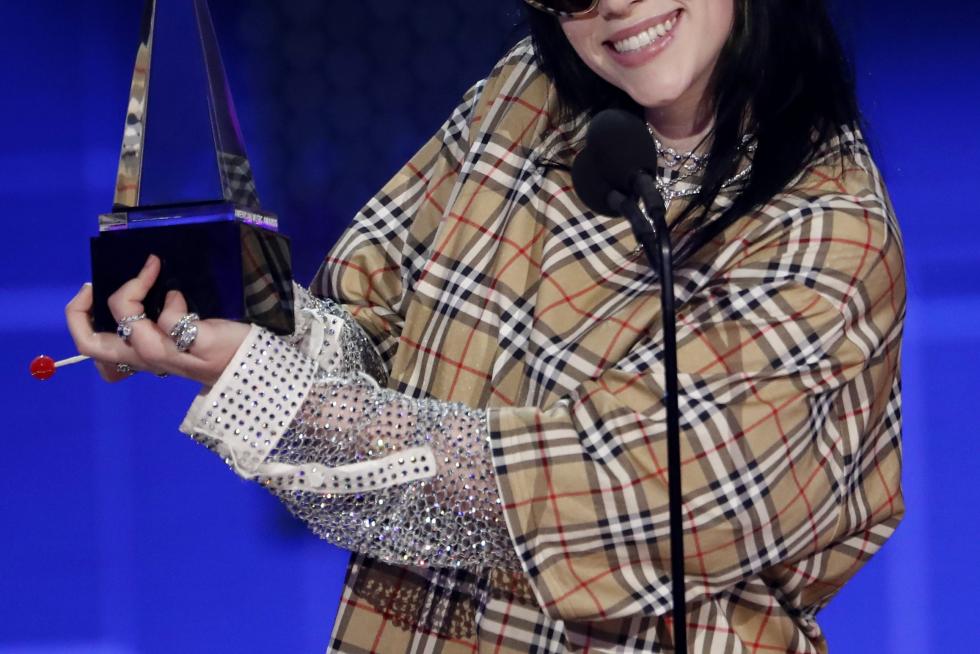 Billie Eilish, mejor artista de música alternativa