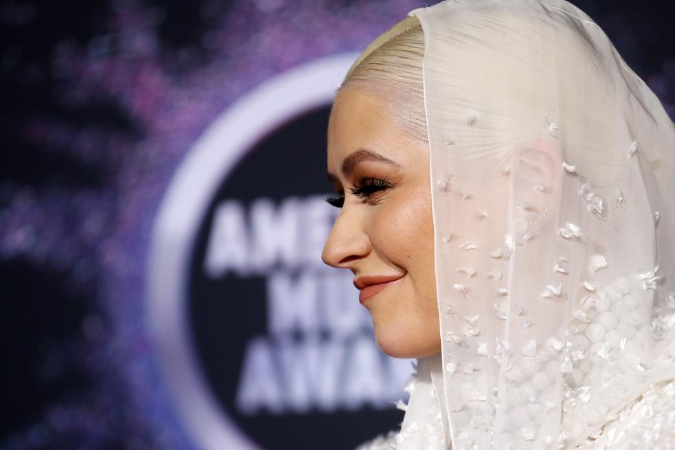 Christina Aguilera en la alfombra roja de los American Music Awards