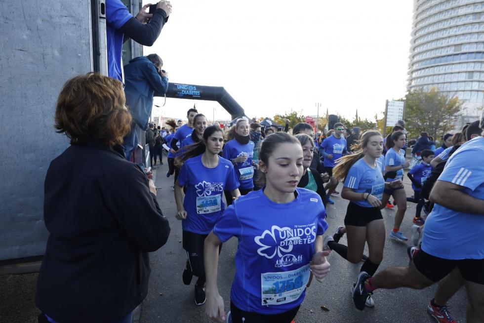 Este domingo se ha celebrado en el Parque del Agua de Zaragoza la IV edición de la Carrera 'Actívate por la diabetes' con el fin de dar visibilidad a una enfermedad crónica, la diabetes, que en Aragón afecta a más de 120.000 personas.