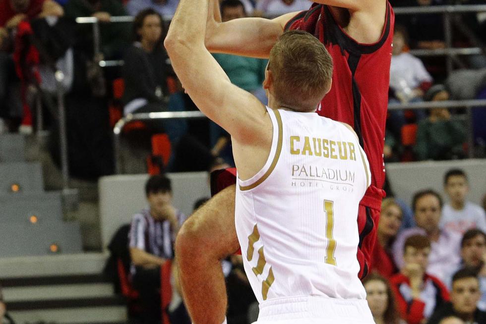 Histórico rodillo del Casademont Zaragoza ante el Real Madrid