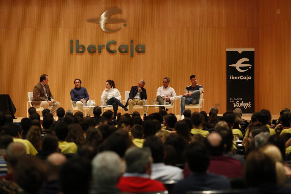 Acto en apoyo del deporte aragonés de cara al campeonato de España de 2020.