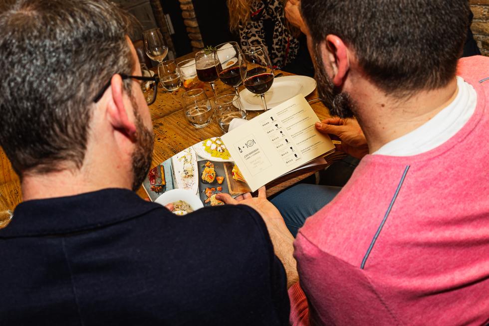 El restaurante El Real de Zaragoza ha cumplido 25 años con una renovación del local y una fiesta para celebrarlo