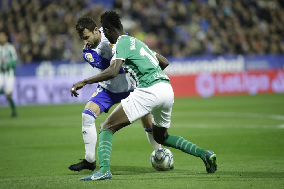 Fotos: Fotos del partido entre el Real Zaragoza y el Racing de Santander | Imágenes