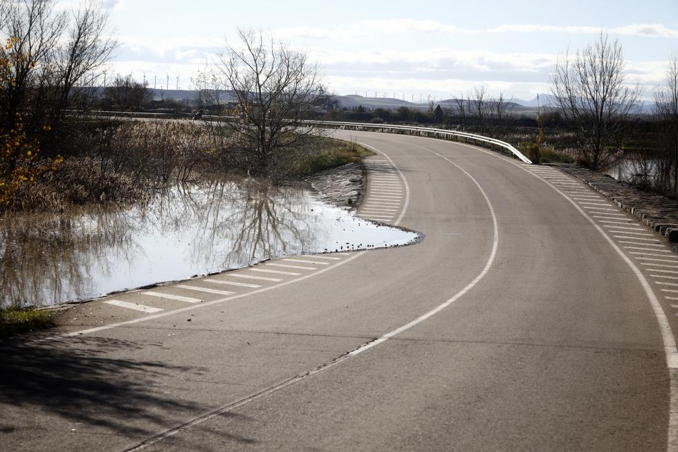 Crecida del río Ebro a su paso por la localidad zaragozana de Gallur.