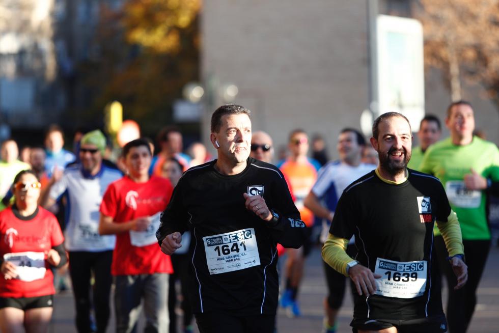 Imágenes de la Carrera de empresas Esic 2019 en Zaragoza.