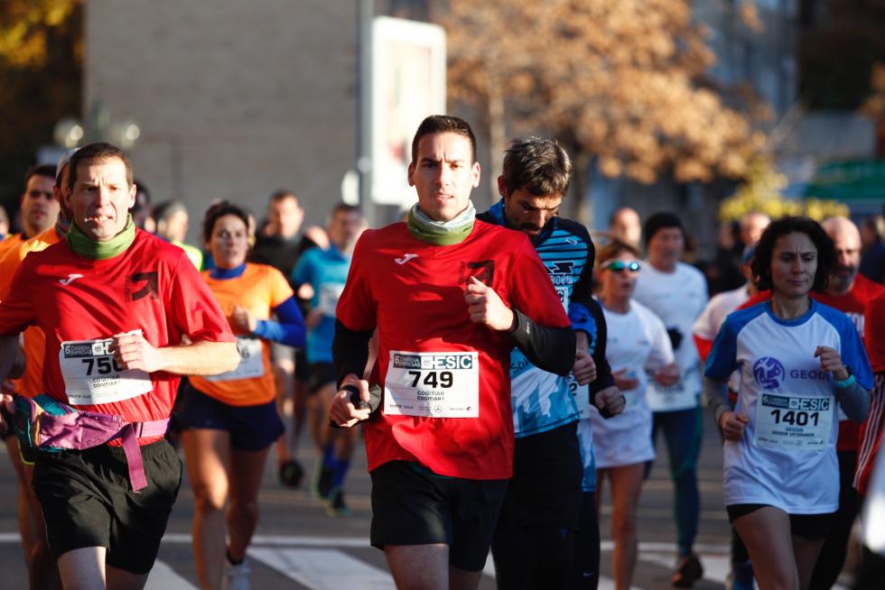 Imágenes de la Carrera de empresas Esic 2019 en Zaragoza.