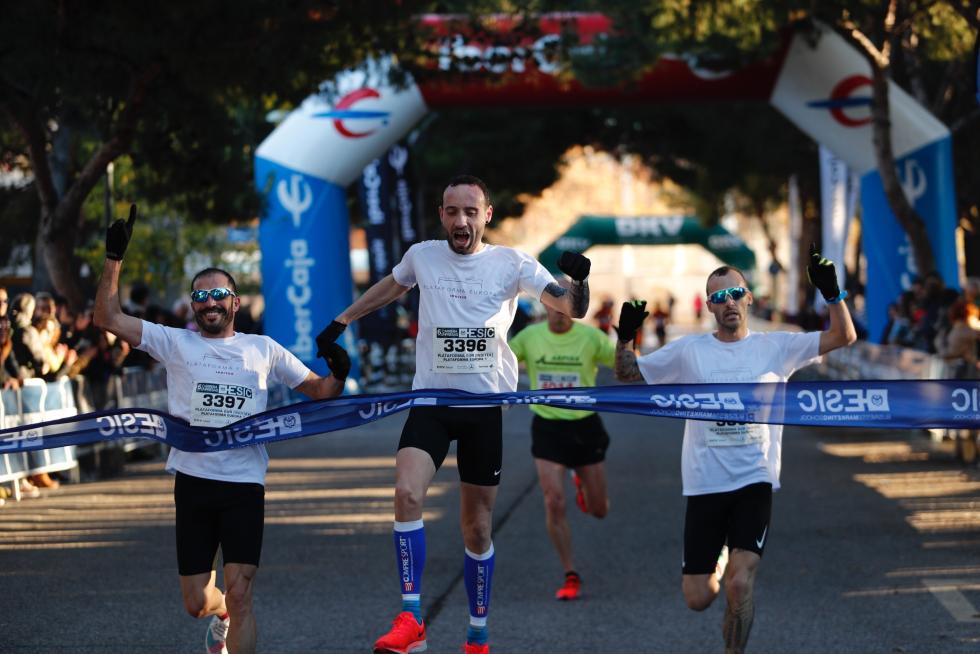 Imágenes de la Carrera de empresas Esic 2019 en Zaragoza.
