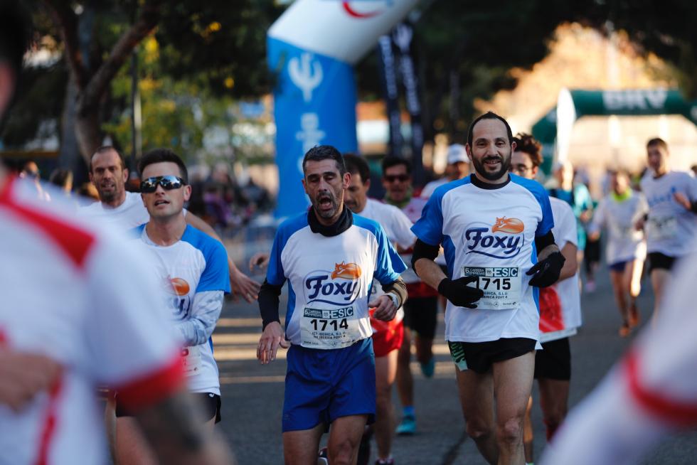 Imágenes de la Carrera de empresas Esic 2019 en Zaragoza.