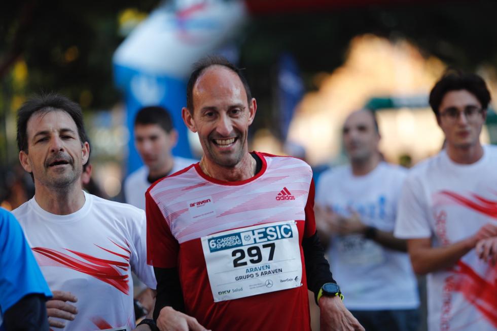 Imágenes de la Carrera de empresas Esic 2019 en Zaragoza.