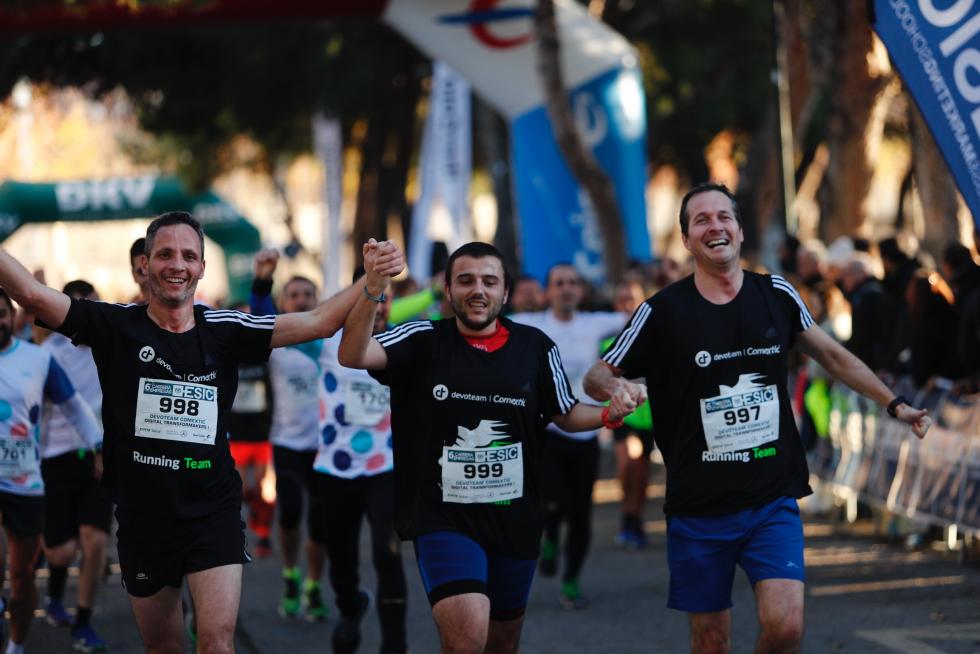Imágenes de la Carrera de empresas Esic 2019 en Zaragoza.