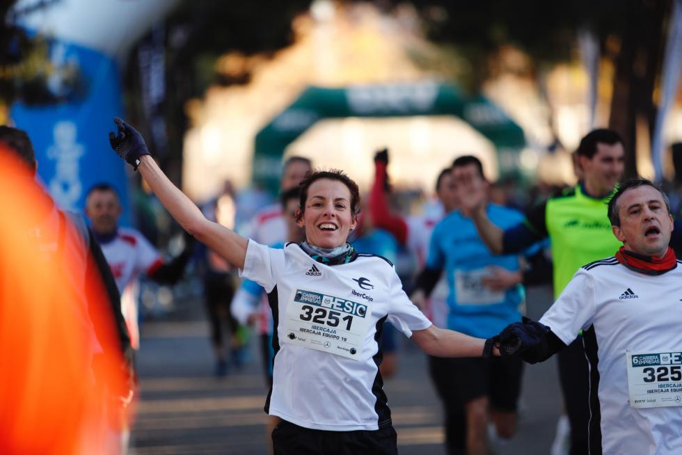 Imágenes de la Carrera de empresas Esic 2019 en Zaragoza.