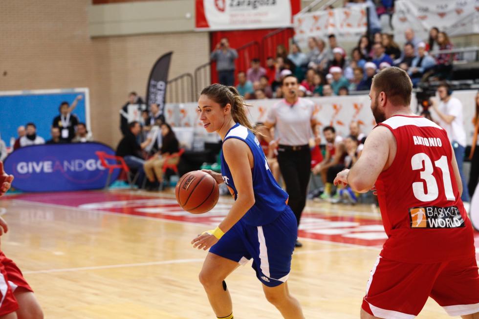 Partido solidario de 'Basket contra el cáncer'.