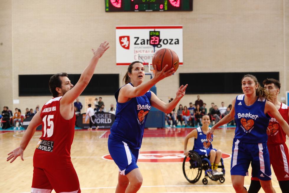 Partido solidario de 'Basket contra el cáncer'.