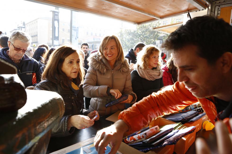 Libros que Importan en la plaza del Pilar