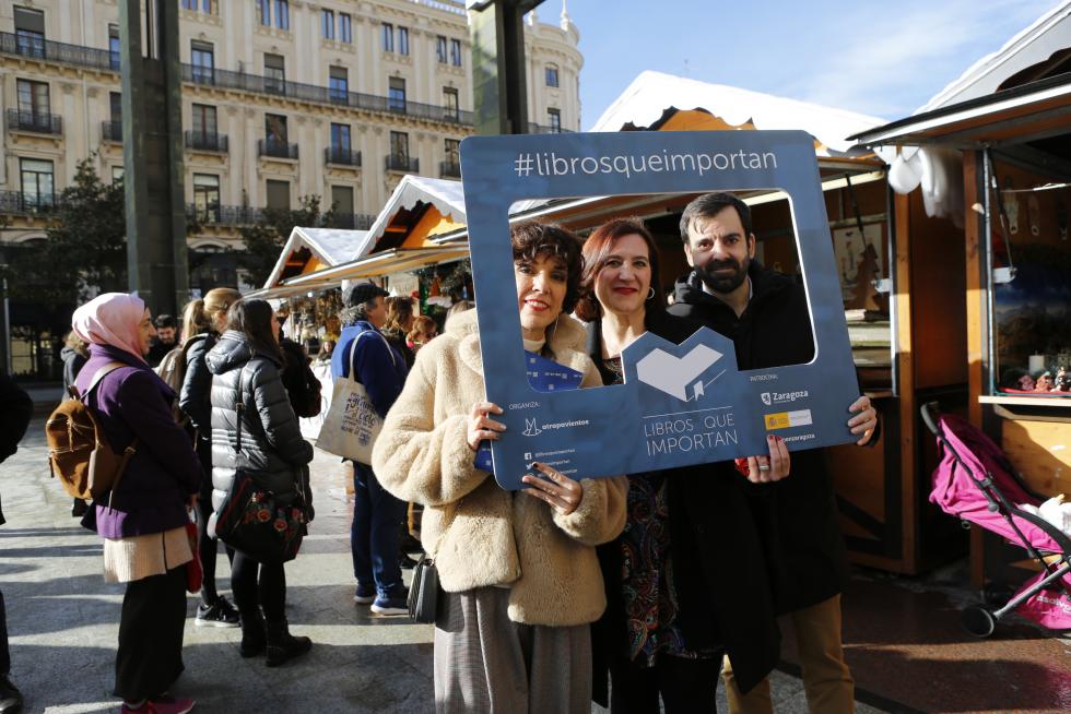 Libros que Importan en la plaza del Pilar