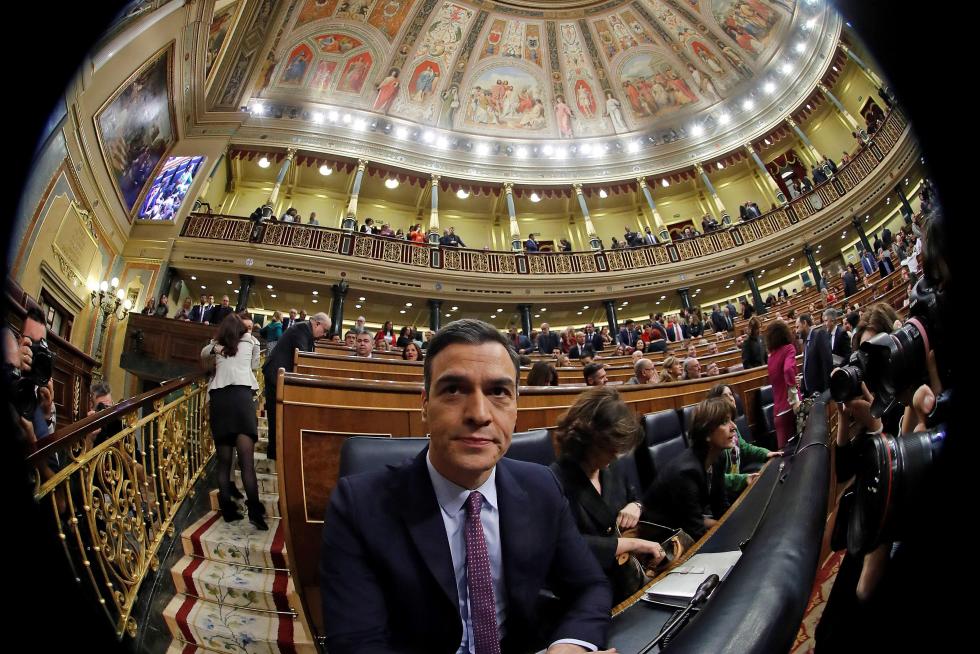 Imágenes de la primera jornada del debate de investidura de Pedro Sánchez.