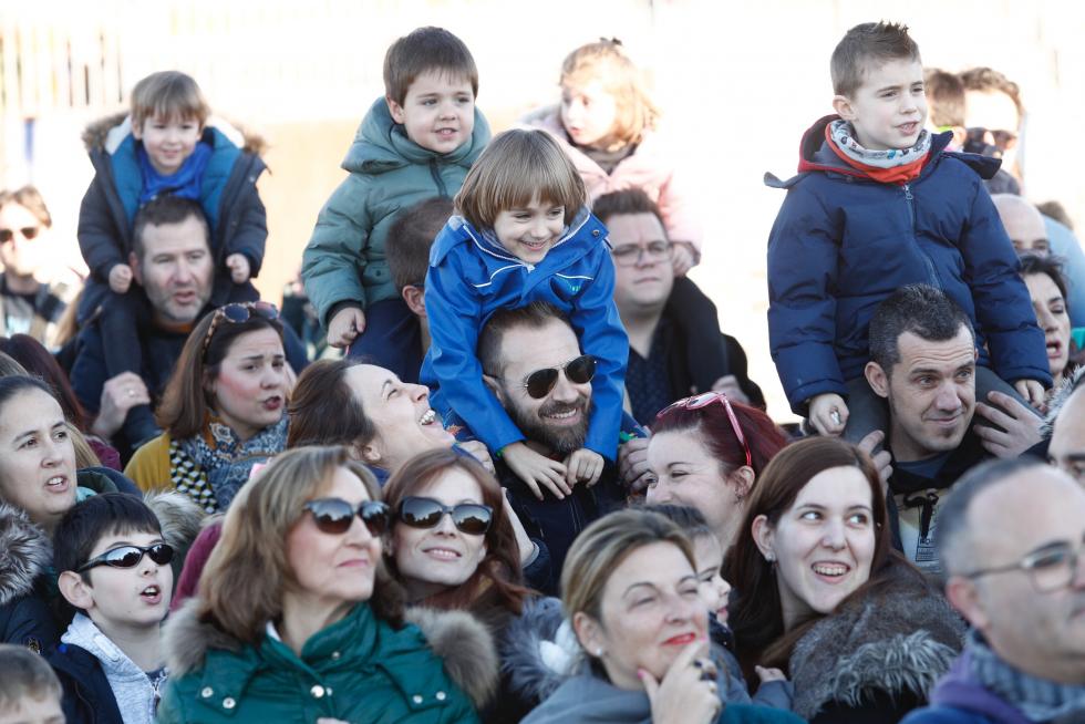 Cabalgata en Zaragoza: salida de los Reyes Magos desde Valdespartera