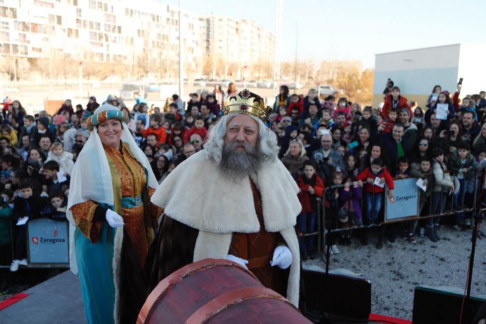 Cabalgata en Zaragoza: salida de los Reyes Magos desde Valdespartera