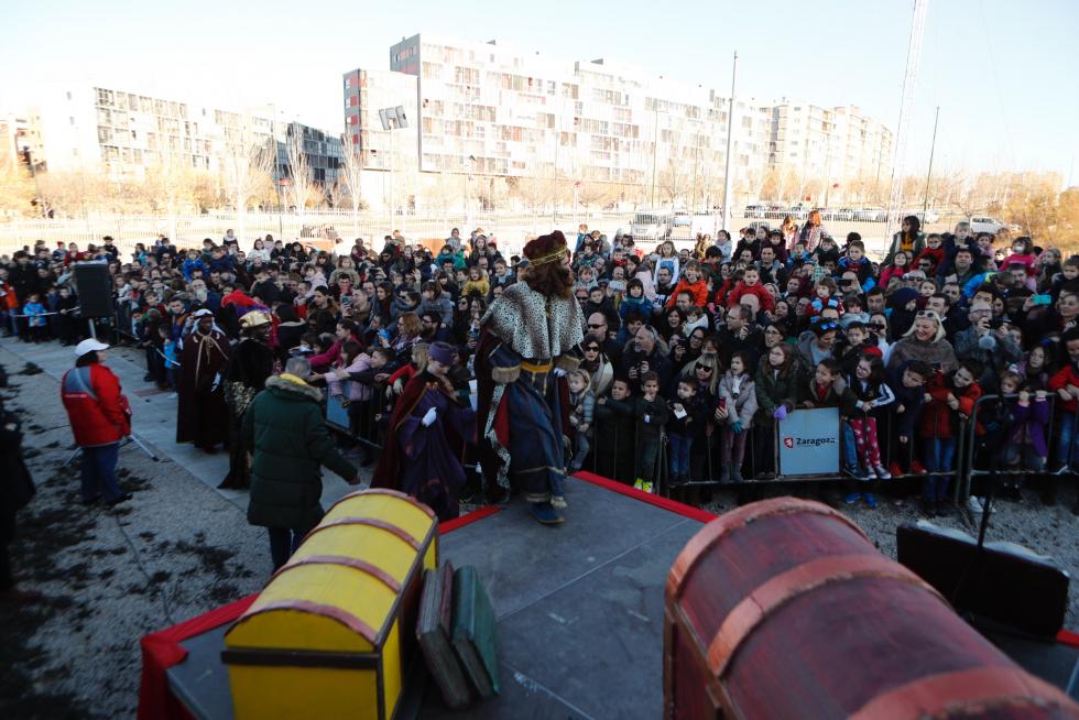 Cabalgata en Zaragoza: salida de los Reyes Magos desde Valdespartera
