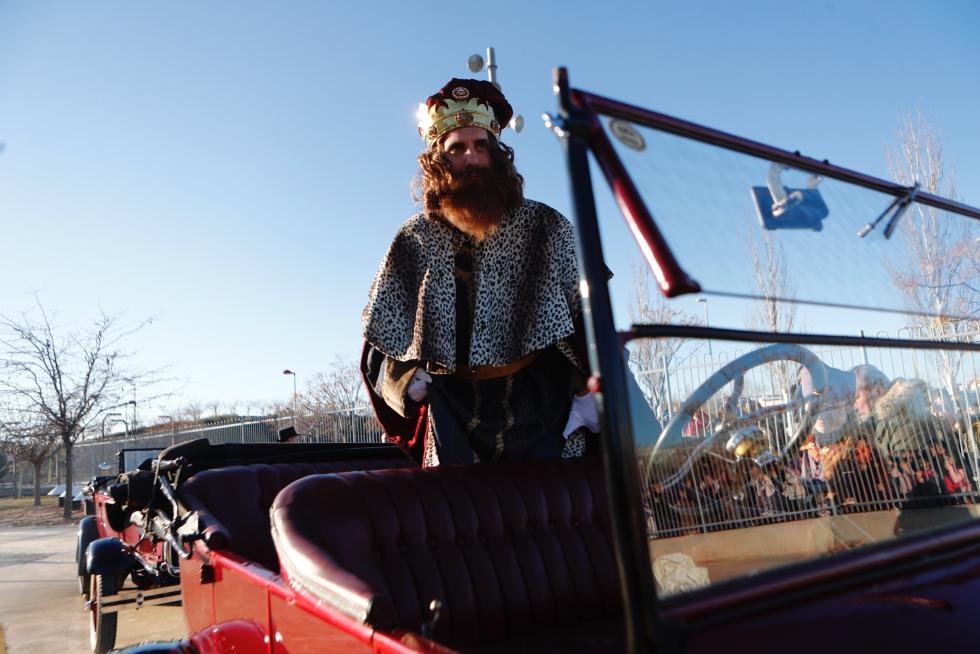 Cabalgata en Zaragoza: salida de los Reyes Magos desde Valdespartera