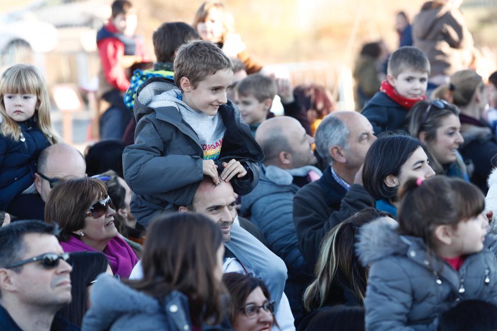 Cabalgata en Zaragoza: salida de los Reyes Magos desde Valdespartera