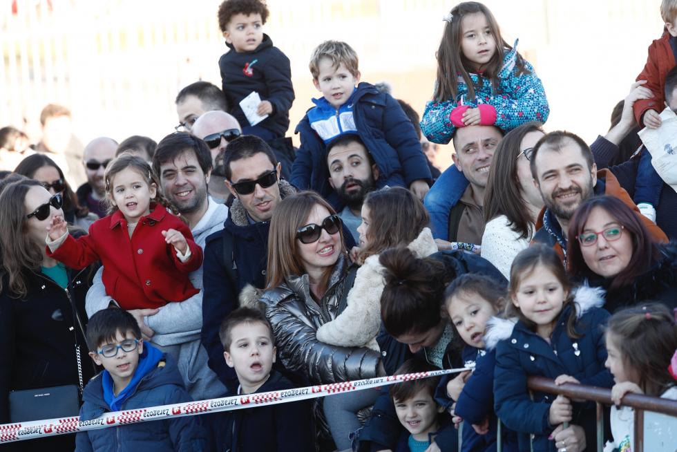 Cabalgata en Zaragoza: salida de los Reyes Magos desde Valdespartera