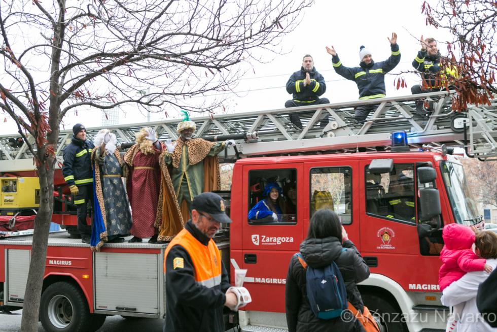 ARAGON VISITA DE LOS BOMBEROS Y DE LOS REYES MAGOS AL HOSPITAL INFANTIL / 06-01-2020 / FOTO: ARANZAZU NAVARRO