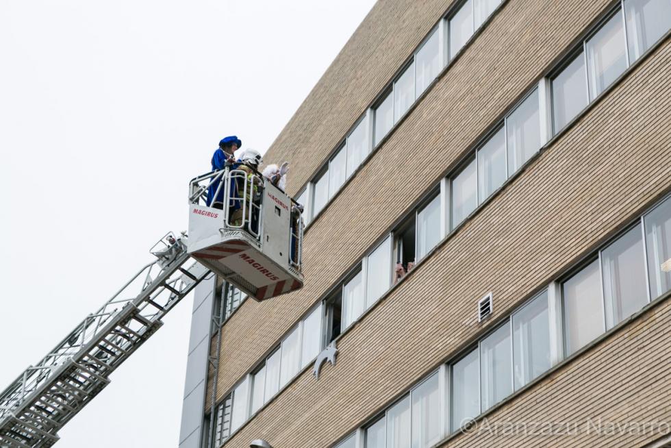 ARAGON VISITA DE LOS BOMBEROS Y DE LOS REYES MAGOS AL HOSPITAL INFANTIL / 06-01-2020 / FOTO: ARANZAZU NAVARRO