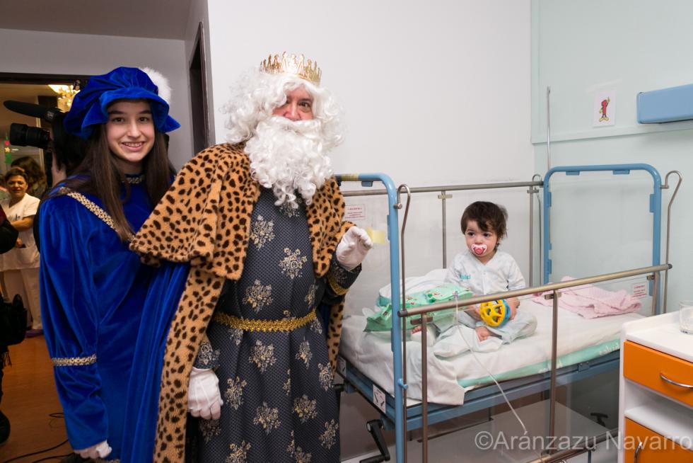 ARAGON VISITA DE LOS BOMBEROS Y DE LOS REYES MAGOS AL HOSPITAL INFANTIL / 06-01-2020 / FOTO: ARANZAZU NAVARRO