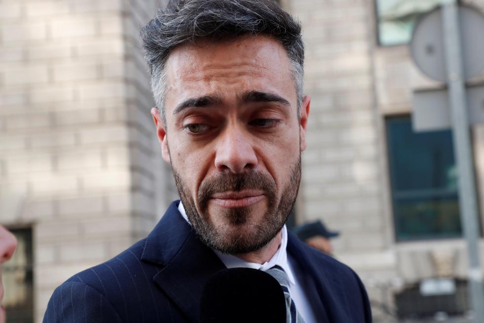 Imágenes del tercer pleno de investidura de Pedro Sánchez, que se somete a una segunda votación este martes para alcanzar la presidencia del Gobierno de España.