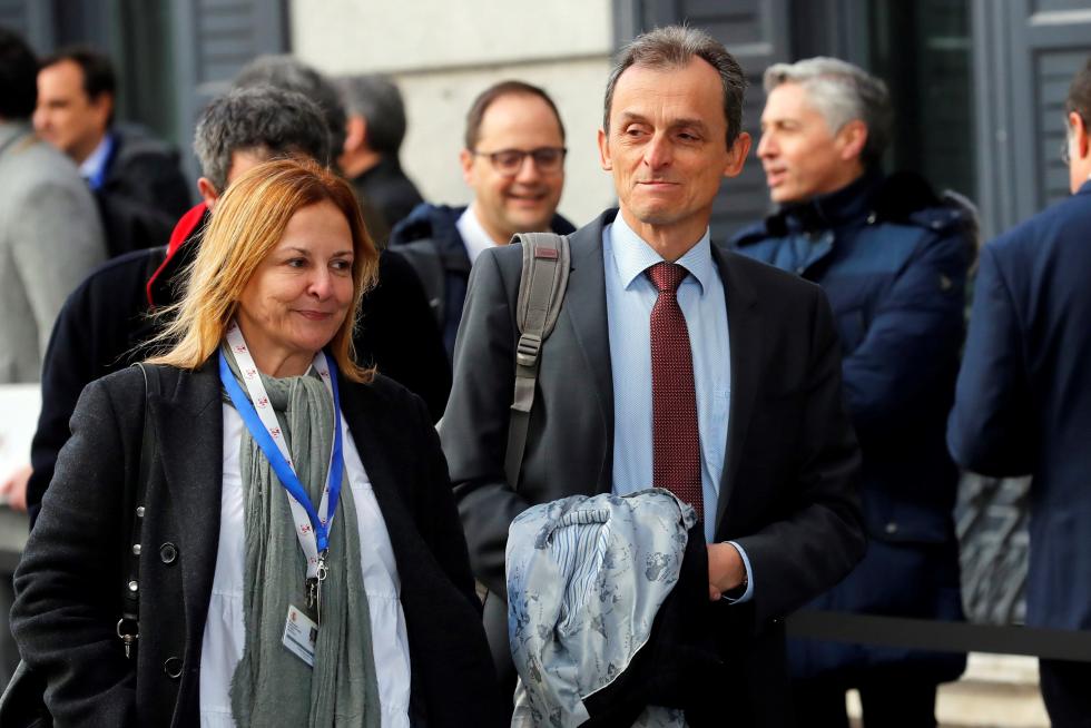 Imágenes del tercer pleno de investidura de Pedro Sánchez, que se somete a una segunda votación este martes para alcanzar la presidencia del Gobierno de España.