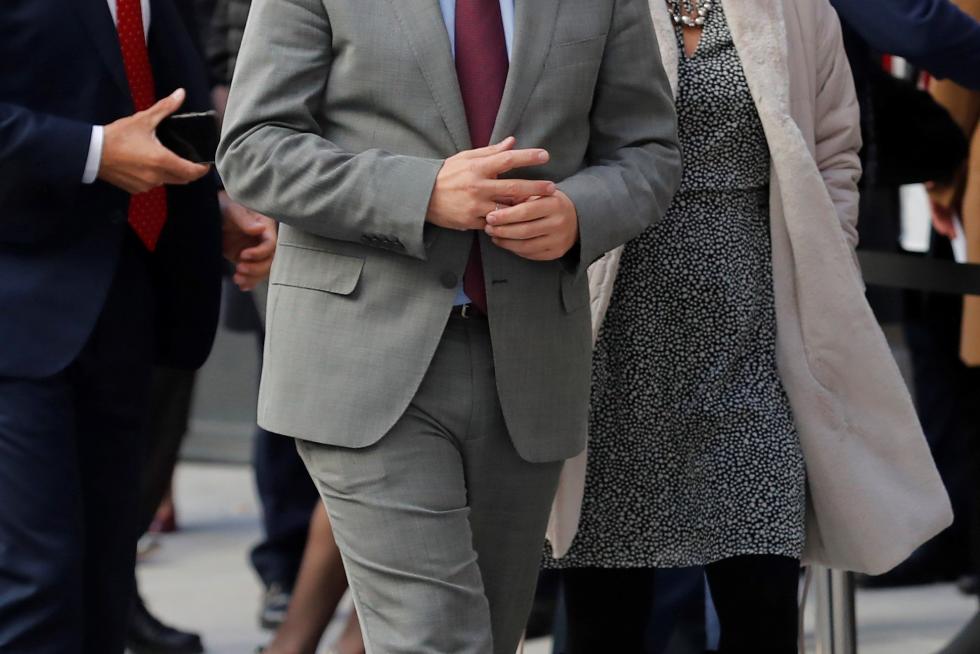 Imágenes del tercer pleno de investidura de Pedro Sánchez, que se somete a una segunda votación este martes para alcanzar la presidencia del Gobierno de España.