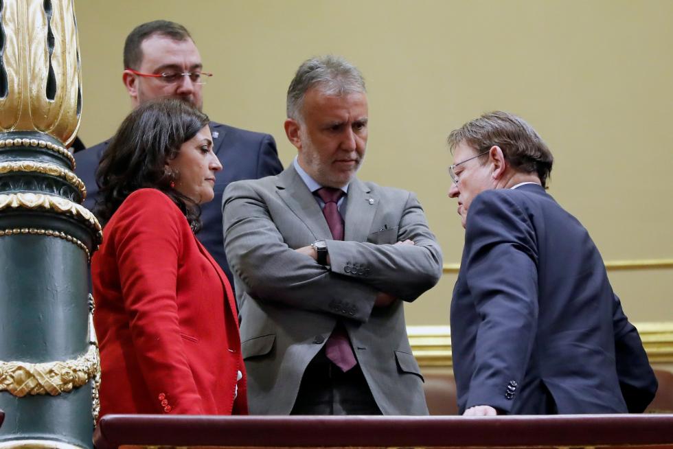 Imágenes del tercer pleno de investidura de Pedro Sánchez, que se somete a una segunda votación este martes para alcanzar la presidencia del Gobierno de España.