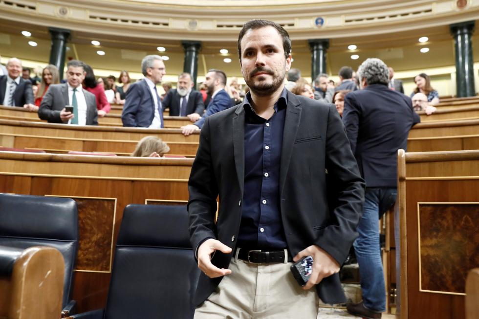 Imágenes del tercer pleno de investidura de Pedro Sánchez, que se somete a una segunda votación este martes para alcanzar la presidencia del Gobierno de España.