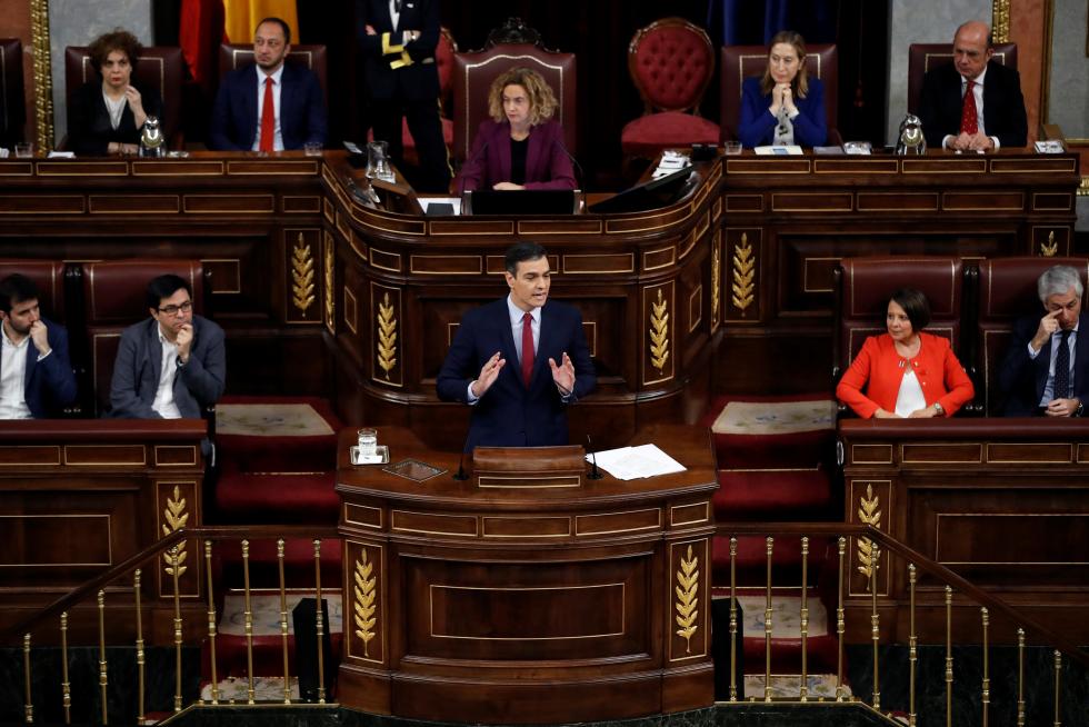Imágenes del tercer pleno de investidura de Pedro Sánchez, que se somete a una segunda votación este martes para alcanzar la presidencia del Gobierno de España.