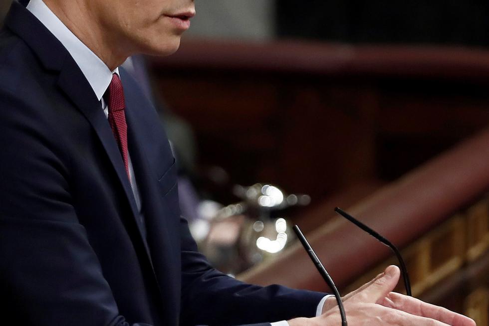 Imágenes del tercer pleno de investidura de Pedro Sánchez, que se somete a una segunda votación este martes para alcanzar la presidencia del Gobierno de España.