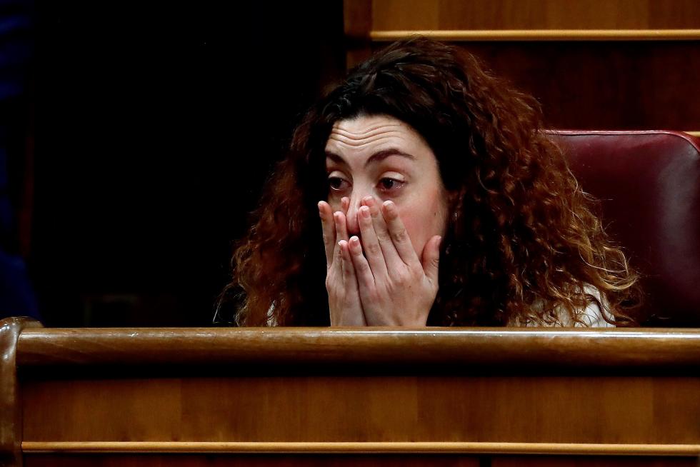 Imágenes del tercer pleno de investidura de Pedro Sánchez, que se somete a una segunda votación este martes para alcanzar la presidencia del Gobierno de España.