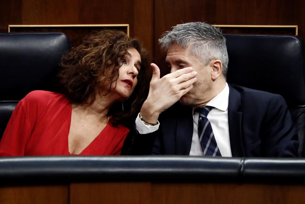 Imágenes del tercer pleno de investidura de Pedro Sánchez, que se somete a una segunda votación este martes para alcanzar la presidencia del Gobierno de España.