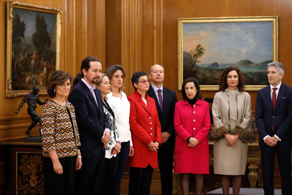 GRAF1098. MADRID, 13/01/2020.- El nuevo ministro de Justicia, Juan Carlos Campo Moreno jura su cargo durante la jura de ministros del nuevo gobierno en un acto celebrado en el Palacio de Zarzuela en Madrid este lunes 13 de enero de 2020. EFE/Emilio Naranjo POOL Jura de ministros