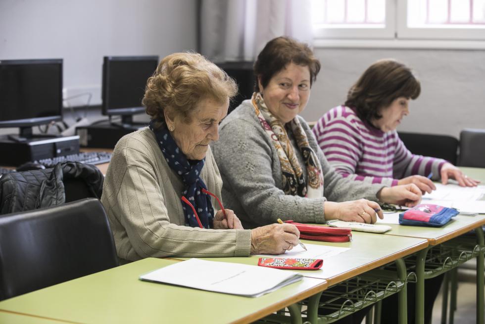 Escuela de adultos de Fuentes de Ebro.