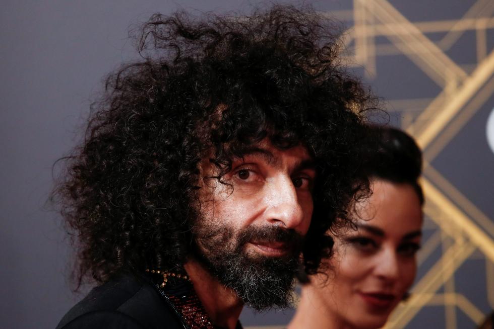 Ara Malikian con la zaragozana Natalia Moreno, al fondo, candidata con su película documental
