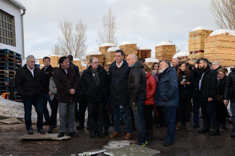 Pedro Sánchez visita Cantavieja para conocer los daños del temporal.