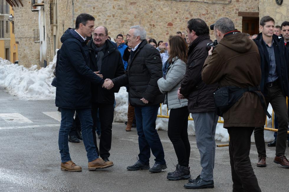 Pedro Sánchez visita Cantavieja para conocer los daños del temporal.