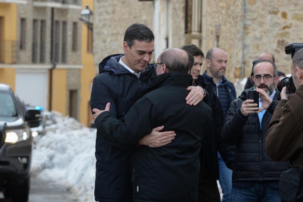 Pedro Sánchez visita Cantavieja para conocer los daños del temporal.