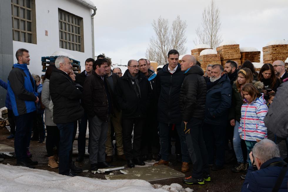 Pedro Sánchez visita Cantavieja para conocer los daños del temporal.
