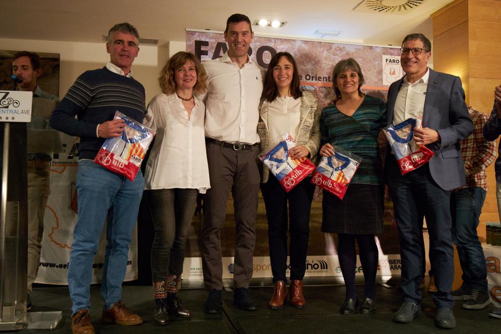 Ganadores SUB 45: Ana García, Azucena Carruesco, Carmen Galindo, Ángel Elhombre, José Antonio Ferrando y Raúl Faure
