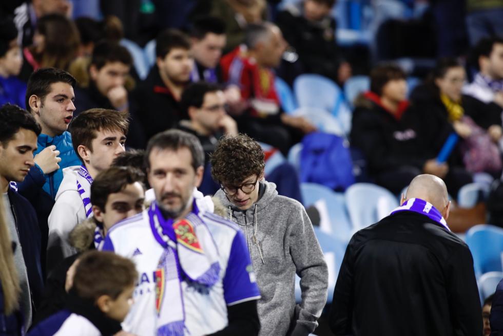 Imágenes de la afición en La Romareda durante el partido Real Zaragoza-Real Madrid.