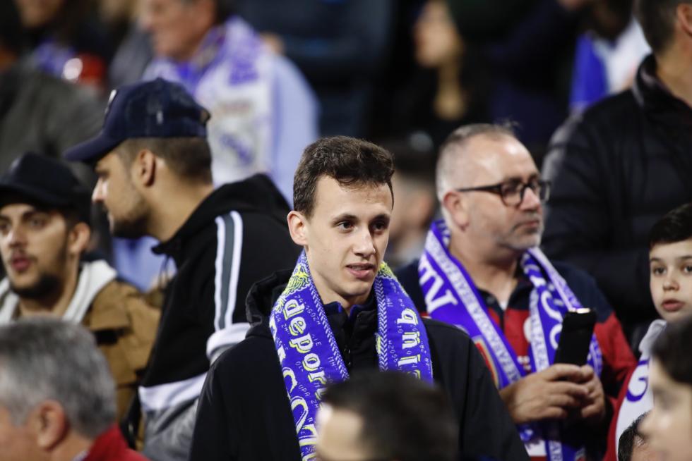 Imágenes de la afición en La Romareda durante el partido Real Zaragoza-Real Madrid.