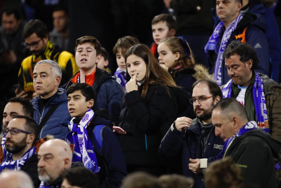 Imágenes de la afición en La Romareda durante el partido Real Zaragoza-Real Madrid.