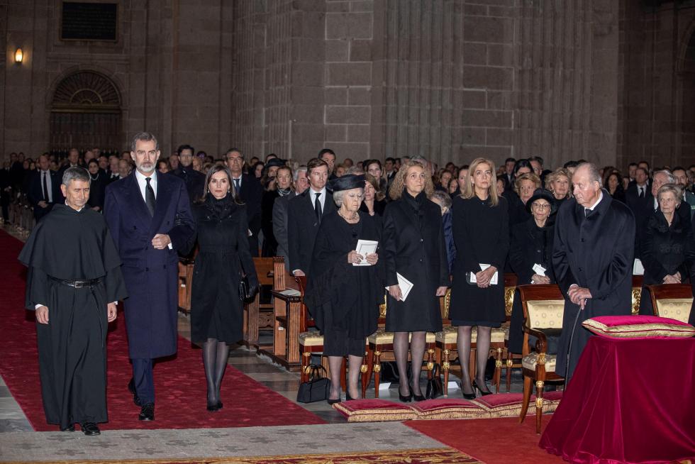 Funeral por la infanta Pilar en el Escorial.